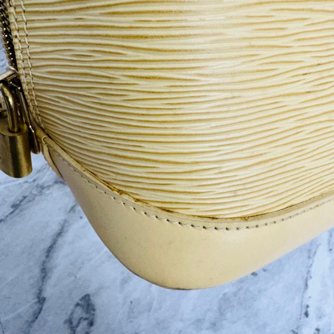 ✨ LOUIS VUITTON✨ルイヴィトン✨アルマ✨エピ✨ハンドバッグ✨