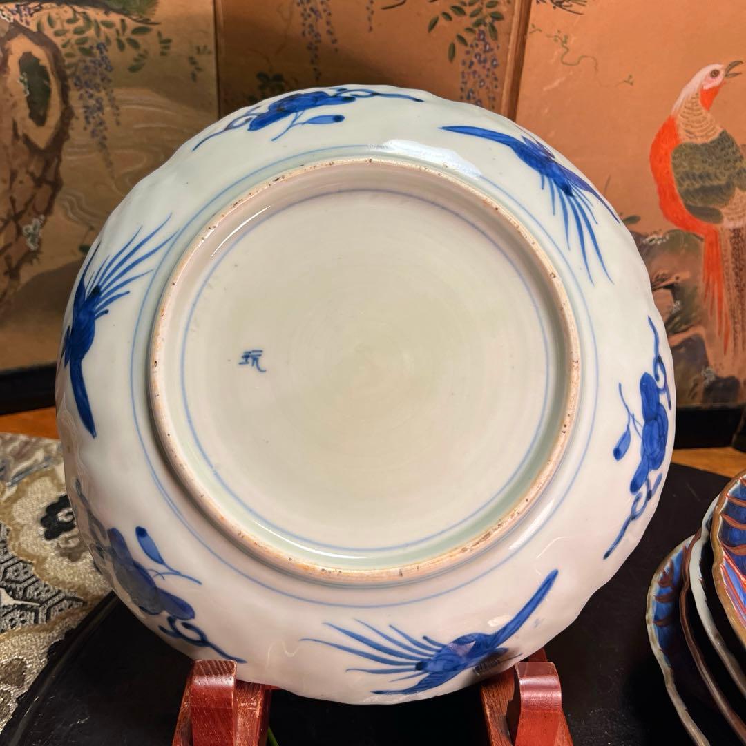 A 1037 古伊万里　錦手　桐の葉陽刻　見込み鶴に雲　7寸皿　五枚￼