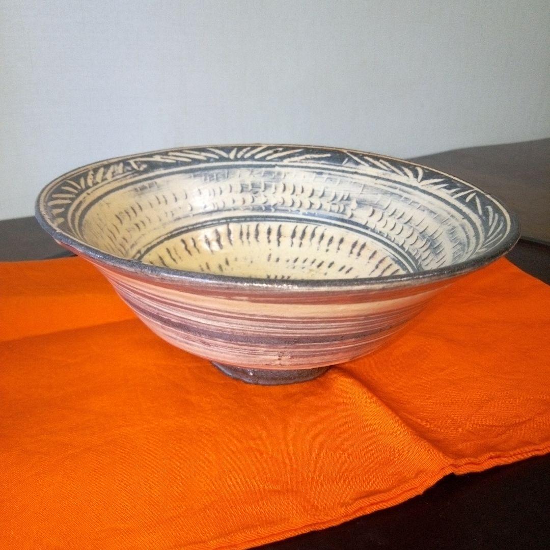 陶芸作家《吉田　明》作　彫三島抹茶　茶碗