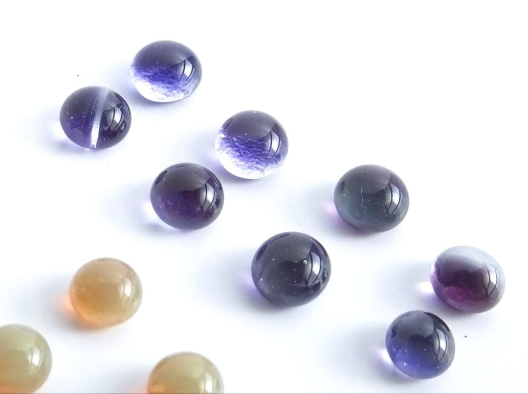 スタッドピアス