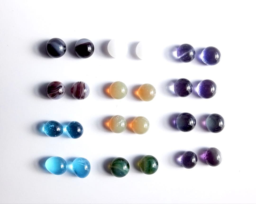 スタッドピアス