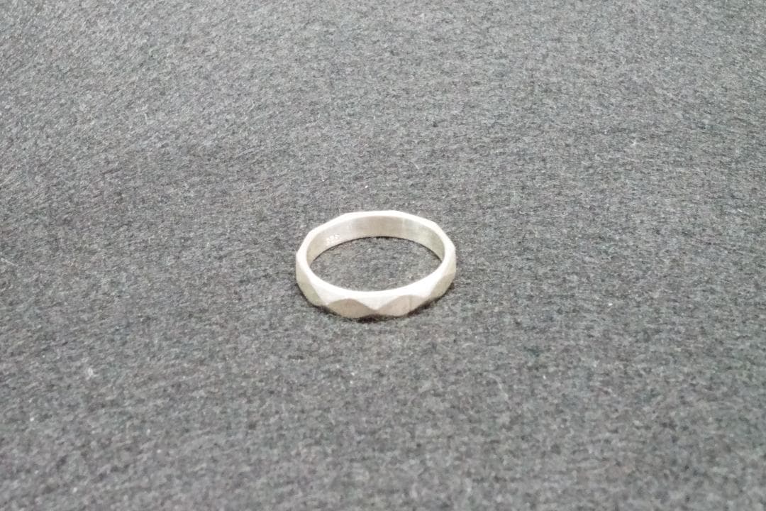 【シルバーアクセサリー】Sv925 すりだしリング