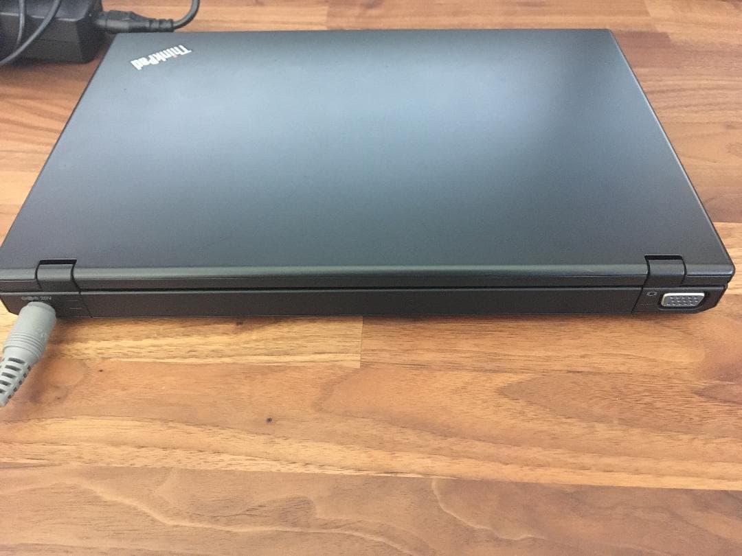 【Lenovo】ノートPC　ThinkPad X100e　小型ノートパソコン