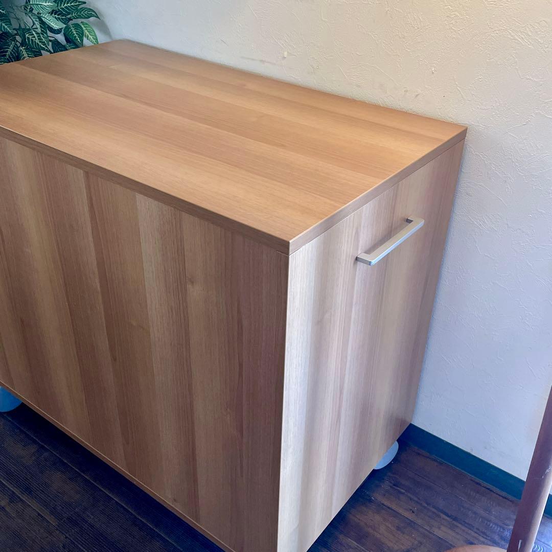 r132 キャスター付き 木製チェスト ガラス引き出し収納ワゴン リビング収納