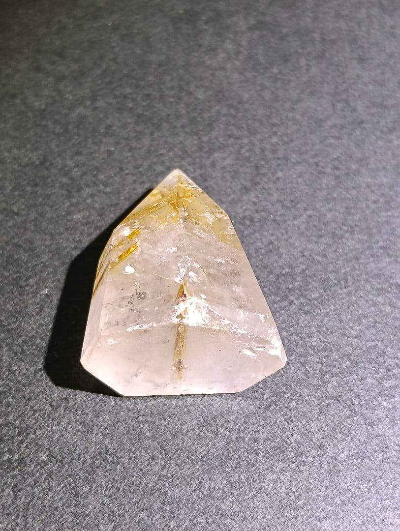 タイチンルチルクォーツポイント