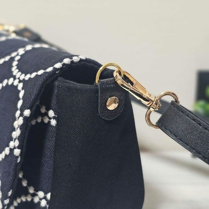 t.ニュールポシェット ミナペルホネン タンバリン ネイビー ショルダーバッグ