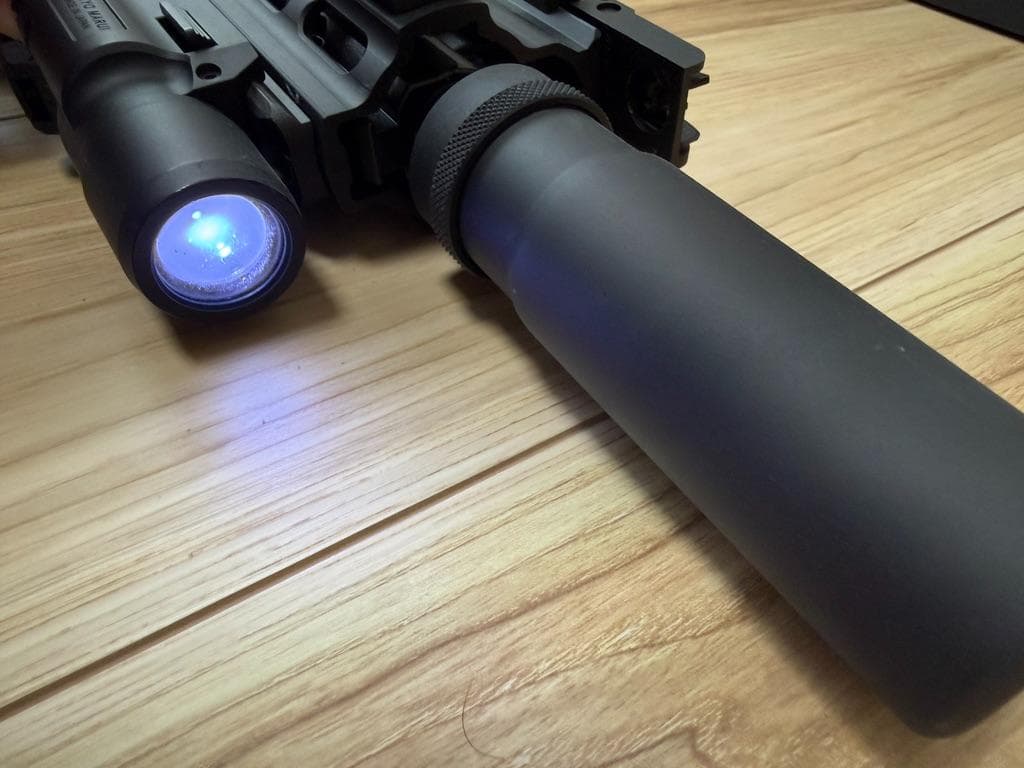 レオン　東京マルイ HK416 デルタカスタム ブラック 次世代電動ガン