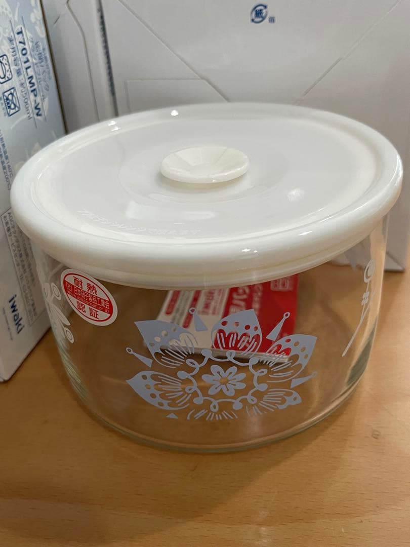 ちょんちょん様　イワキ耐熱ガラス密封パック　花柄500ml 6個セットグランドフ