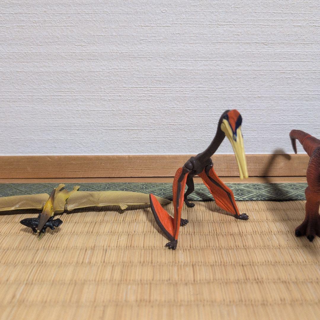 アニア　恐竜など　フィギュア　33体