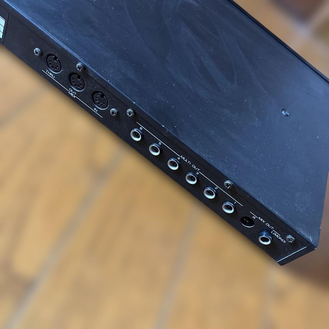 D-110 マルチティンバー音源モジュール