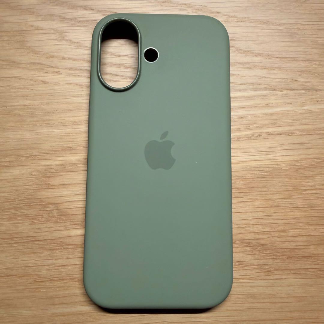 【中古】Apple iPhone17 256GB セージ & 純正アクセサリ