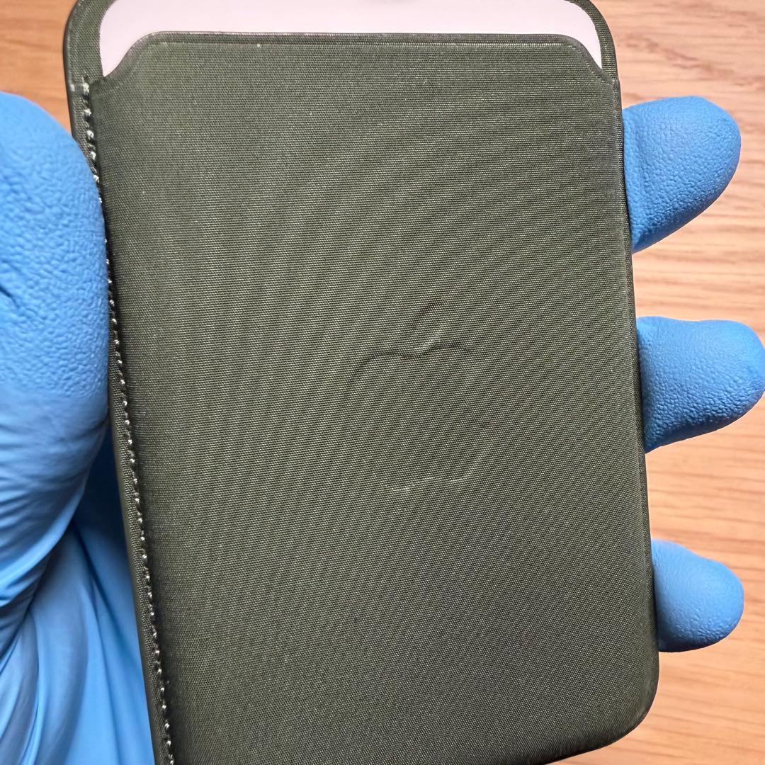 【中古】Apple iPhone17 256GB セージ & 純正アクセサリ