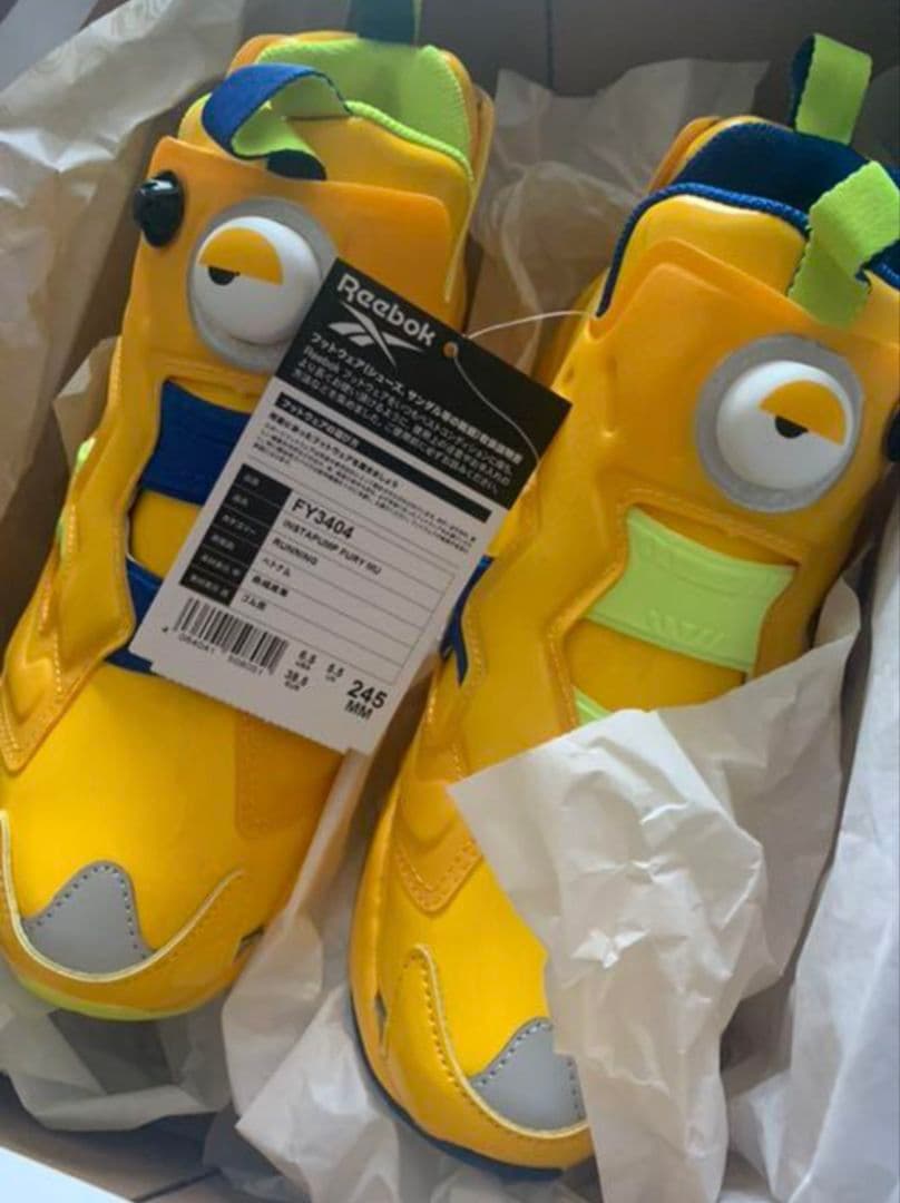 Reebok ✖️ミニオンデザイン24.5cm 新品，未使用品最終お値下げ‼️