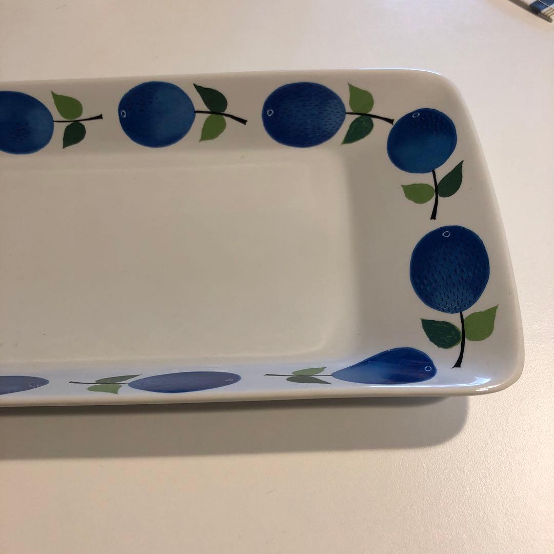 グスタフスベリ　プルヌス　角皿