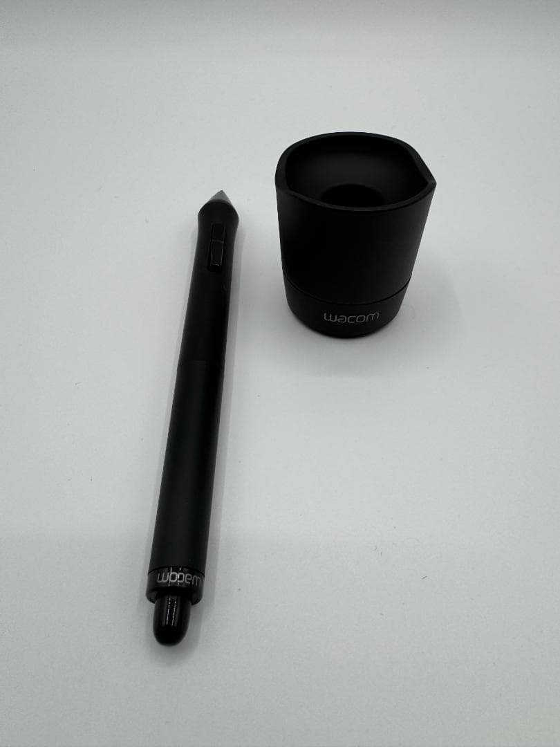 液タブ・ペンタブ wacom intuos pro l