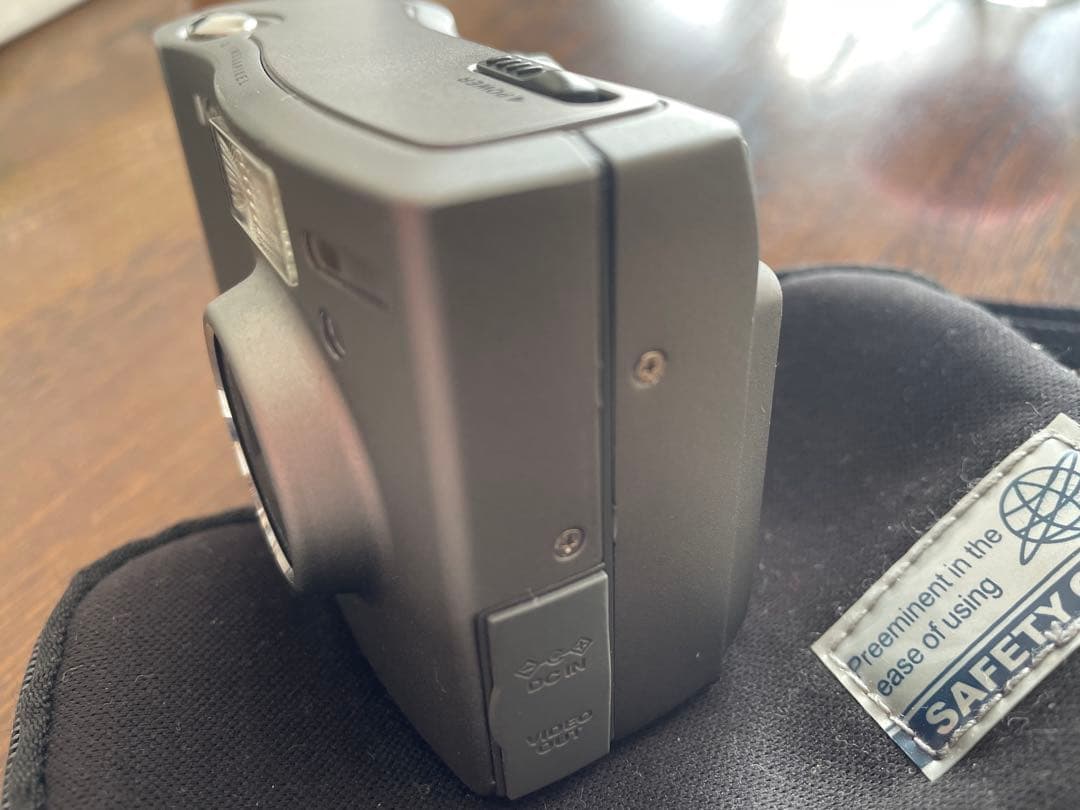 Kodak DC3800 デジタルカメラ シルバー　美品