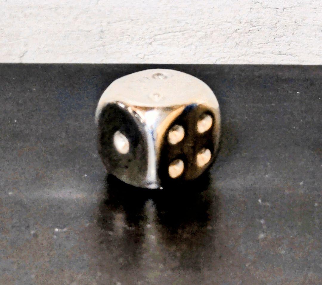 シルバーサイコロアクセサリー