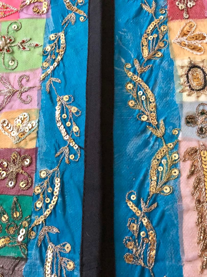 最終価格　新品　美しく素敵！インドザリ刺繍パッチワーク♪クッションカバー　2枚