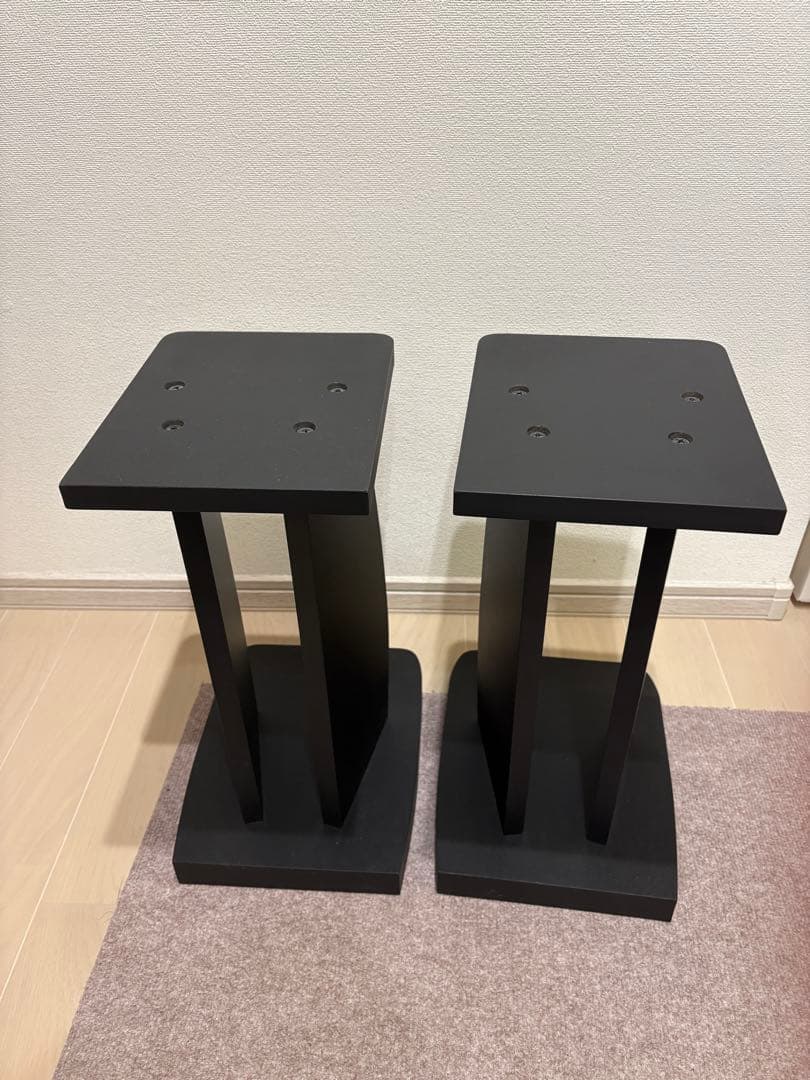 スピーカースタンド
