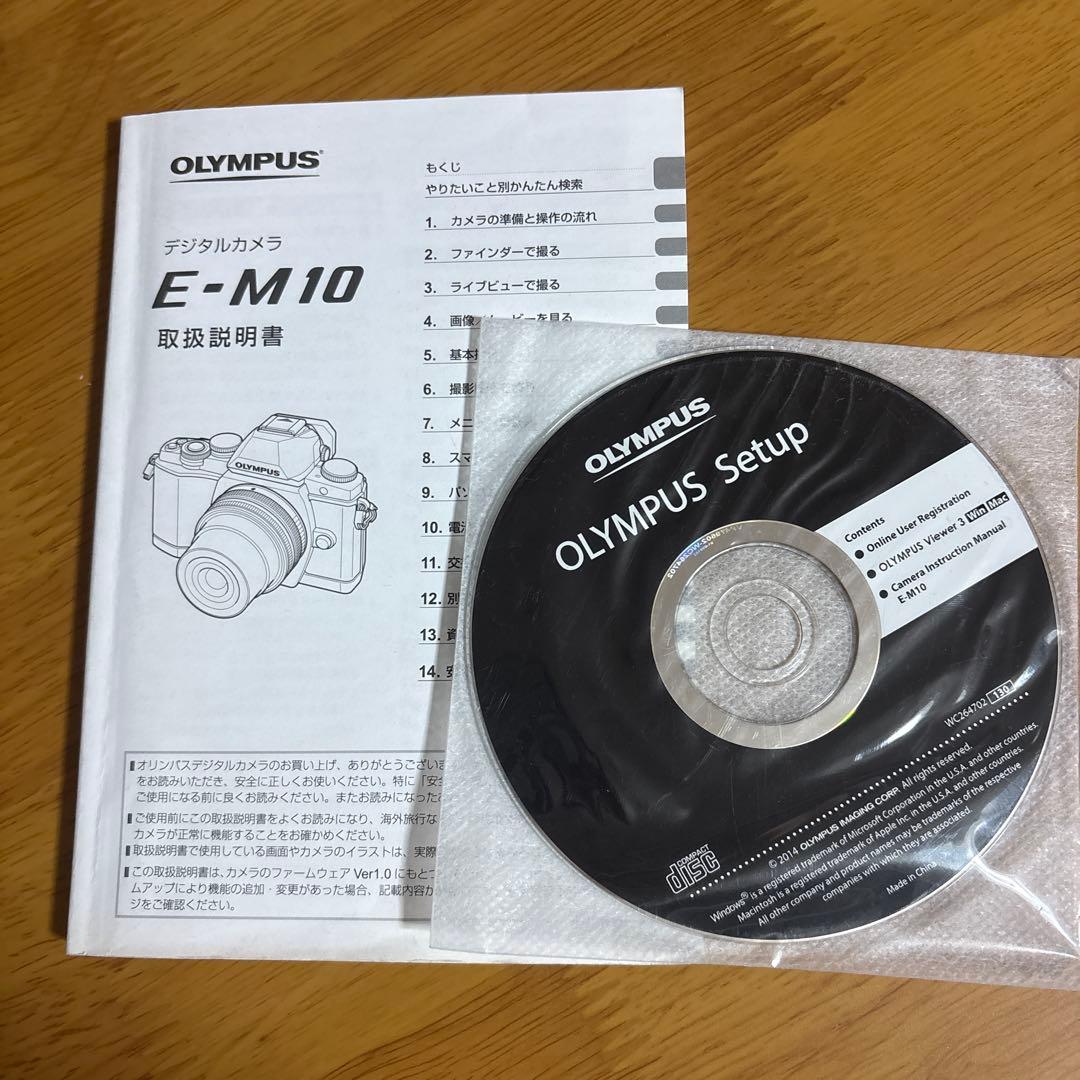 【美品】OLYMPUS OM-D E-M10 シルバー ミラーレスカメラ