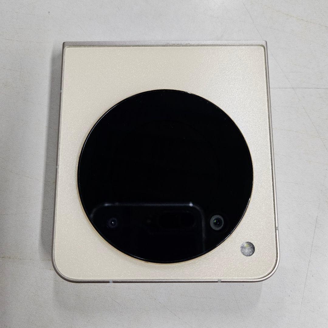 スマートフォン本体 libero flip