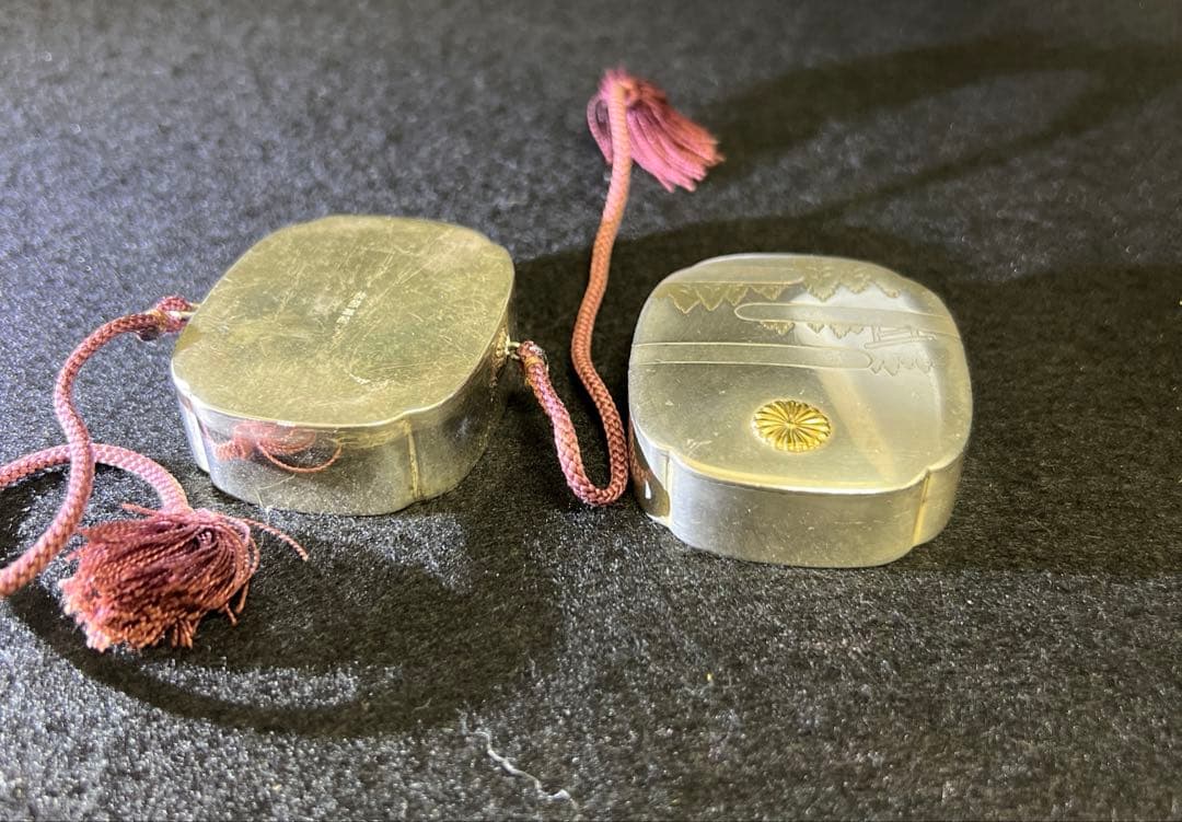 三越純銀　菊紋天皇家御賜品ボンボニエール　71.5g 東Y8-0318☆1F