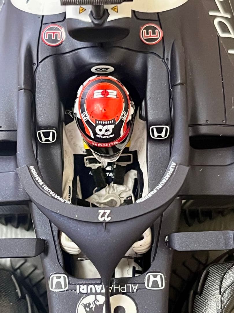 アルファタウリホンダ AT02 角田裕毅 '21 バーレーンGP 9位 1/18