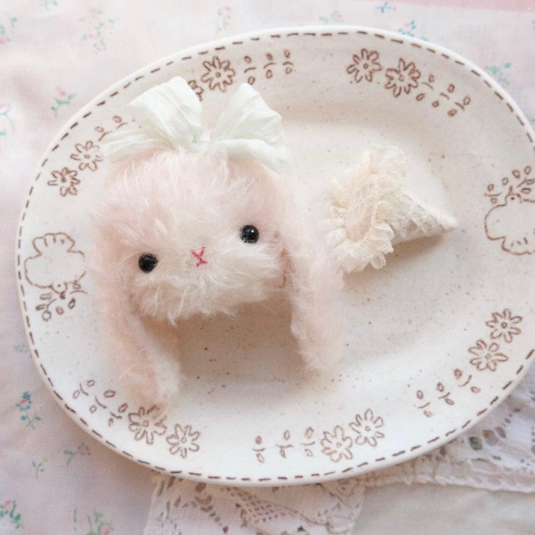 甘いアイスクリームうさぎちゃん ぬいぐるみ ハンドメイド 海外作家様 ロリータ