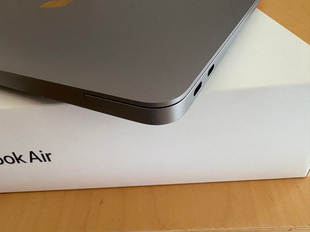 Apple MacBook air 13-inch 2020 スペースグレー