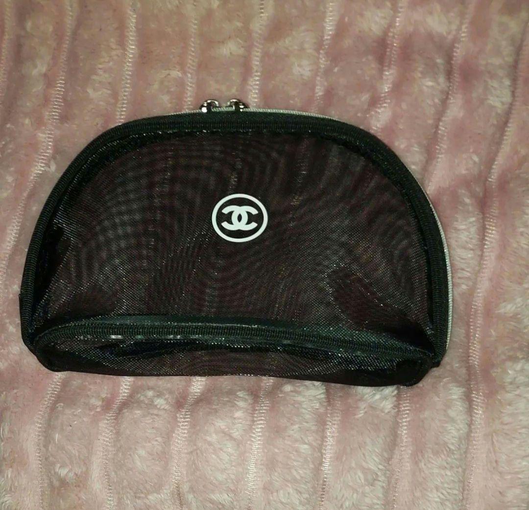 シャネル　バックとポーチ　二点セット　ノベルティ