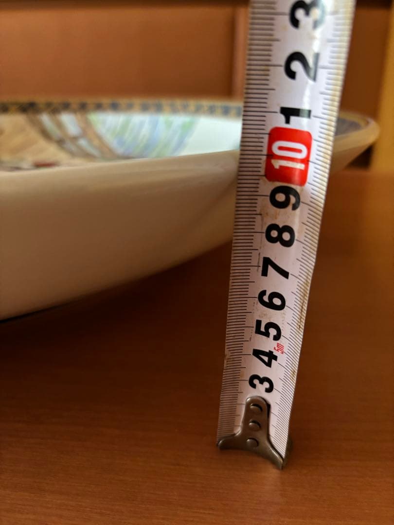 隆泉作　直径60cm 飾り皿　特大絵皿　お皿立て付き