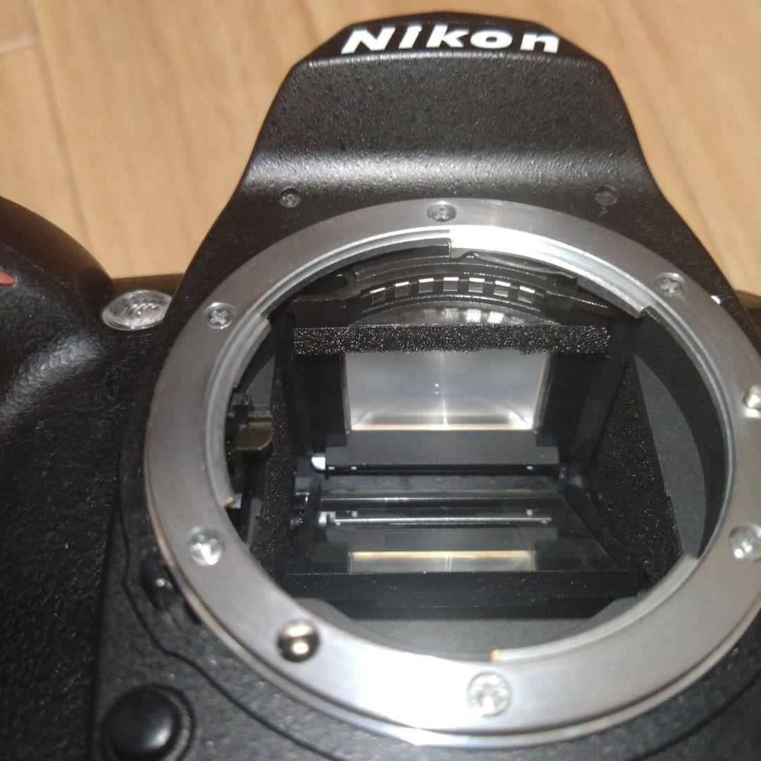 しげさん専用　Nikon D70 Kit デジタル一眼レフ 開閉式液晶カバー付き