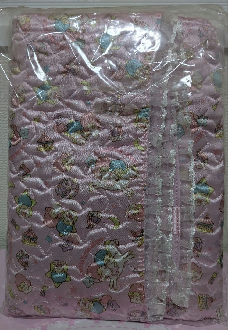 キキララ　シートカバー　座席カバー　カー用品　2011年製