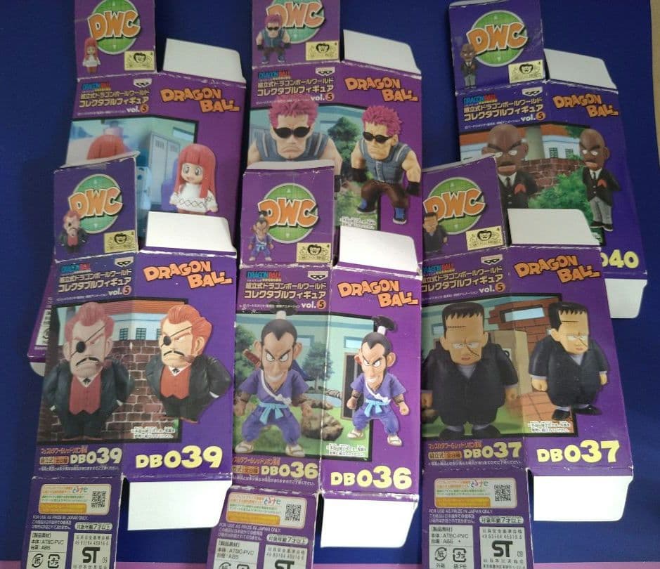 ドラゴンボール コレクタブル フィギュア レッドリボン 8体 1体ダボ折れあり