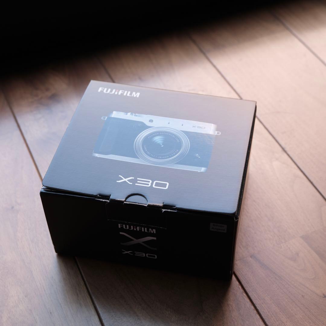 FUJIFILM X30 シルバー(完動•極美品)