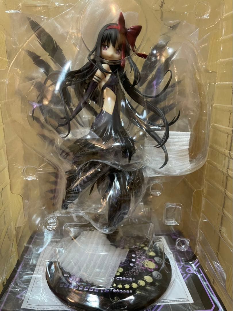 魔法少女まどかマギカ フィギュア アニプレックス　1/8スケール　2体セット