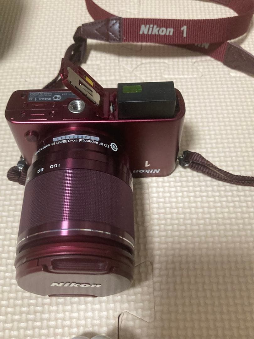 ジャンク品　Nikon J3 ミラーレスカメラ 1 NIKKOR 10-30mm