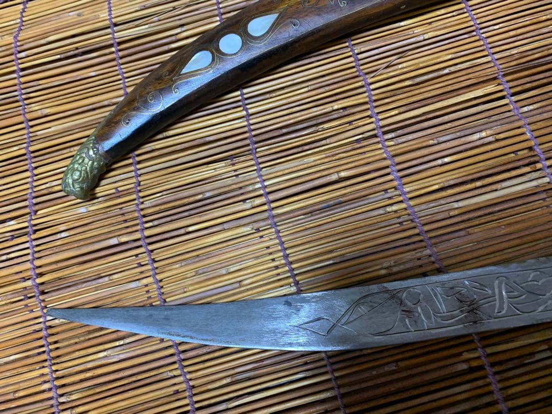 ⭐️カメリア⭐️トルコ製　シャムシール装飾刀　置物