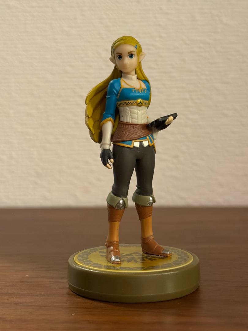 amiiboゼルダの伝説リンク、馬リンク ウルフリンク&ミドナ、ゼルダ4体セット