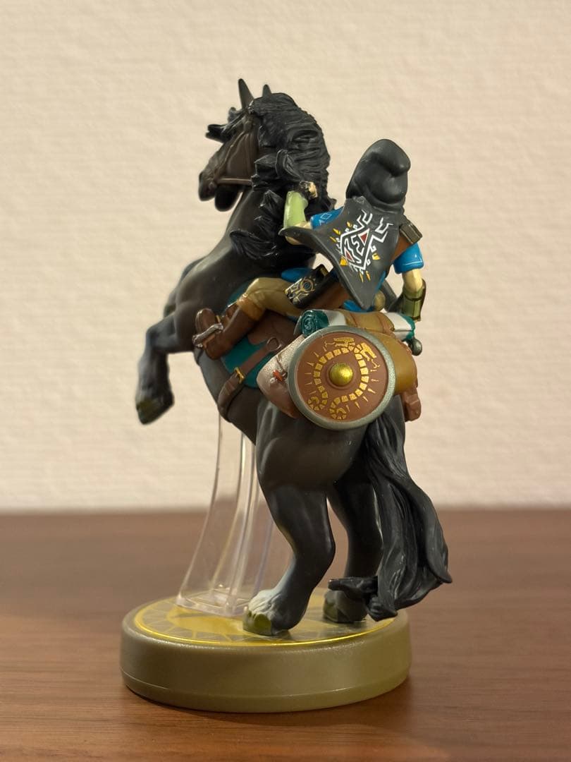 amiiboゼルダの伝説リンク、馬リンク ウルフリンク&ミドナ、ゼルダ4体セット