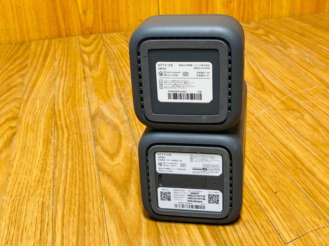 NTT ドコモ docomo 5Gルーター グレー HR01 中古