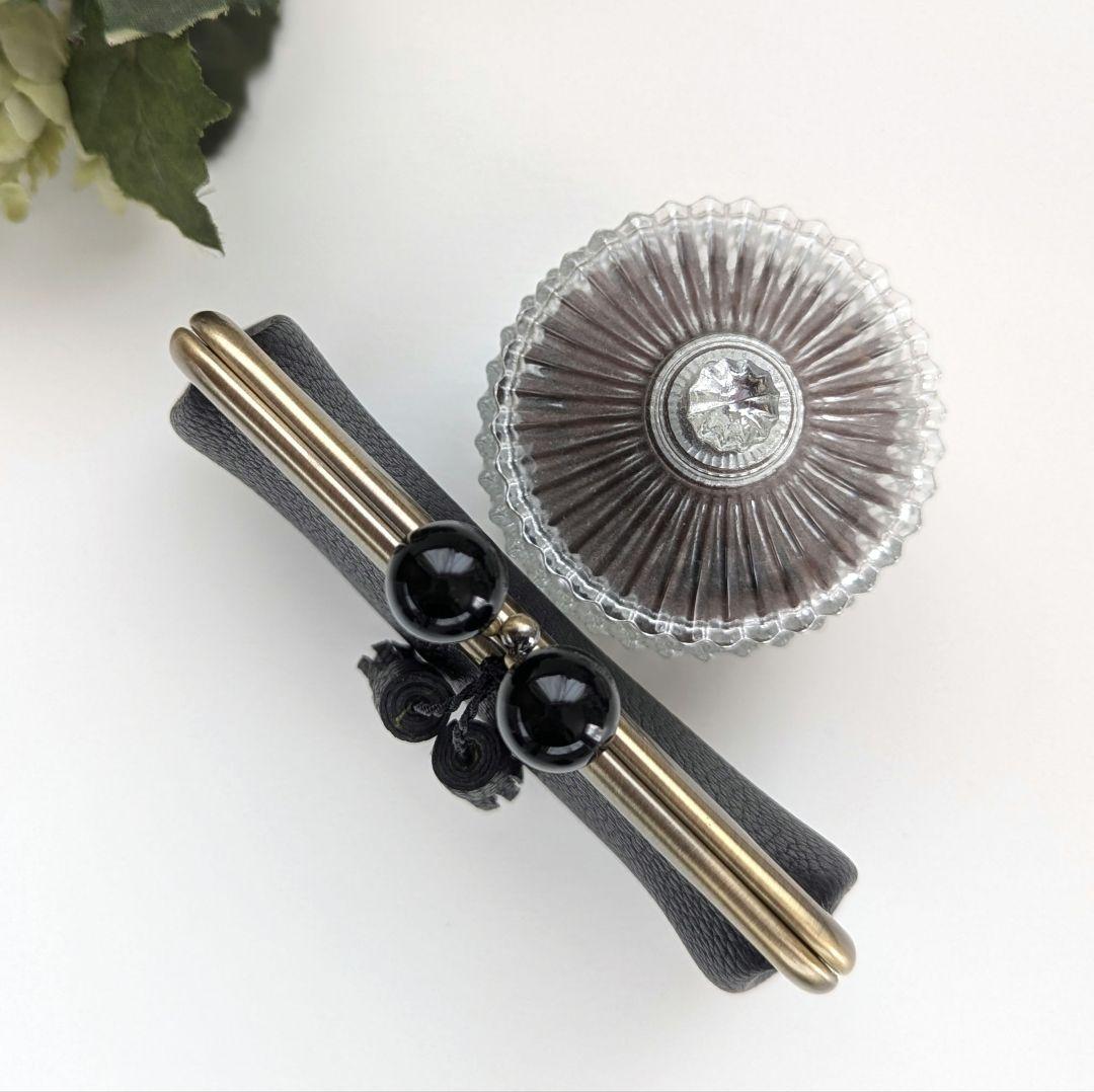 214　ブラックのお財布　ミドルウォレット　本革