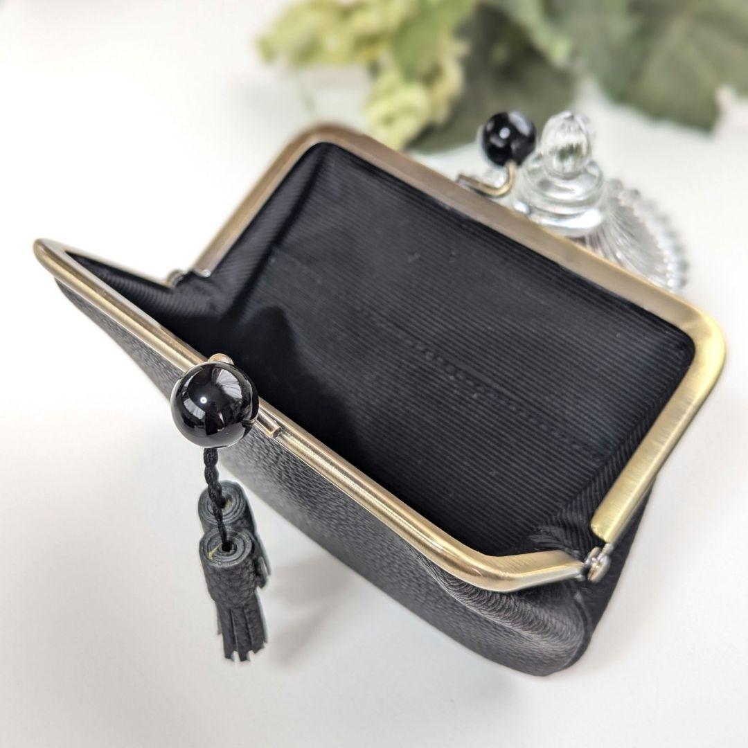 214　ブラックのお財布　ミドルウォレット　本革