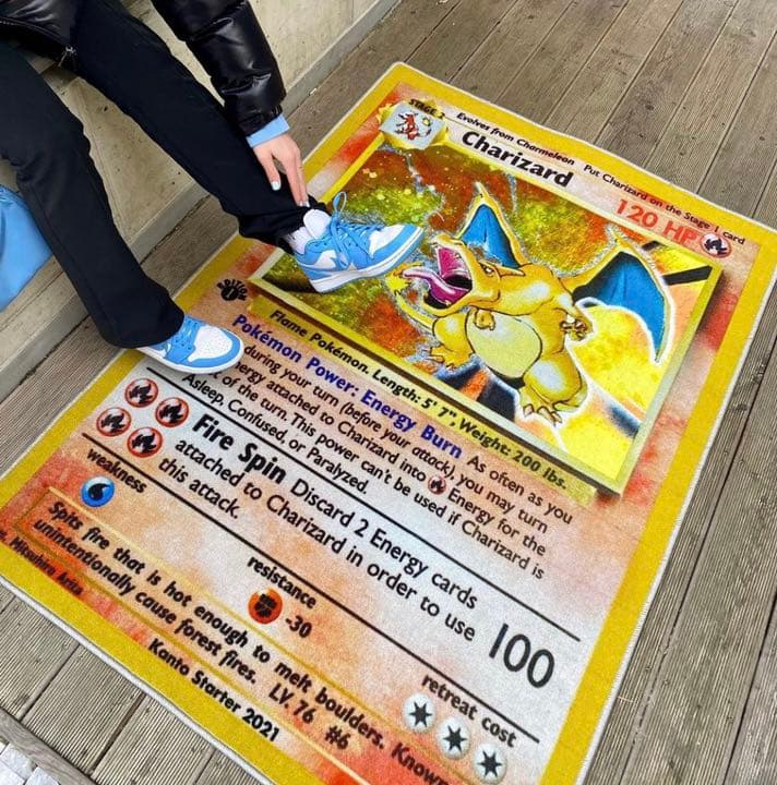 【新品】リザードン 初期版 ラグマット 限定生産 ポケモン