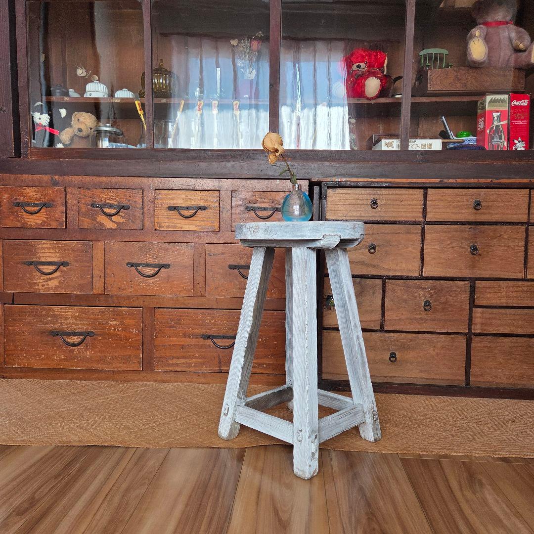 スツール 古い木製の椅子 古家具 レトロ アンティーク 木製 丸椅子 古椅子