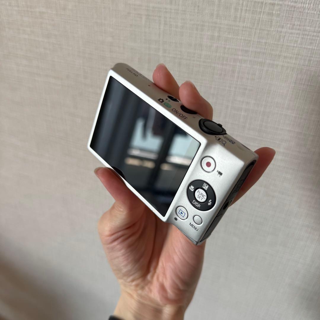 Canon IXY 220F コンパクトデジタルカメラ シルバー