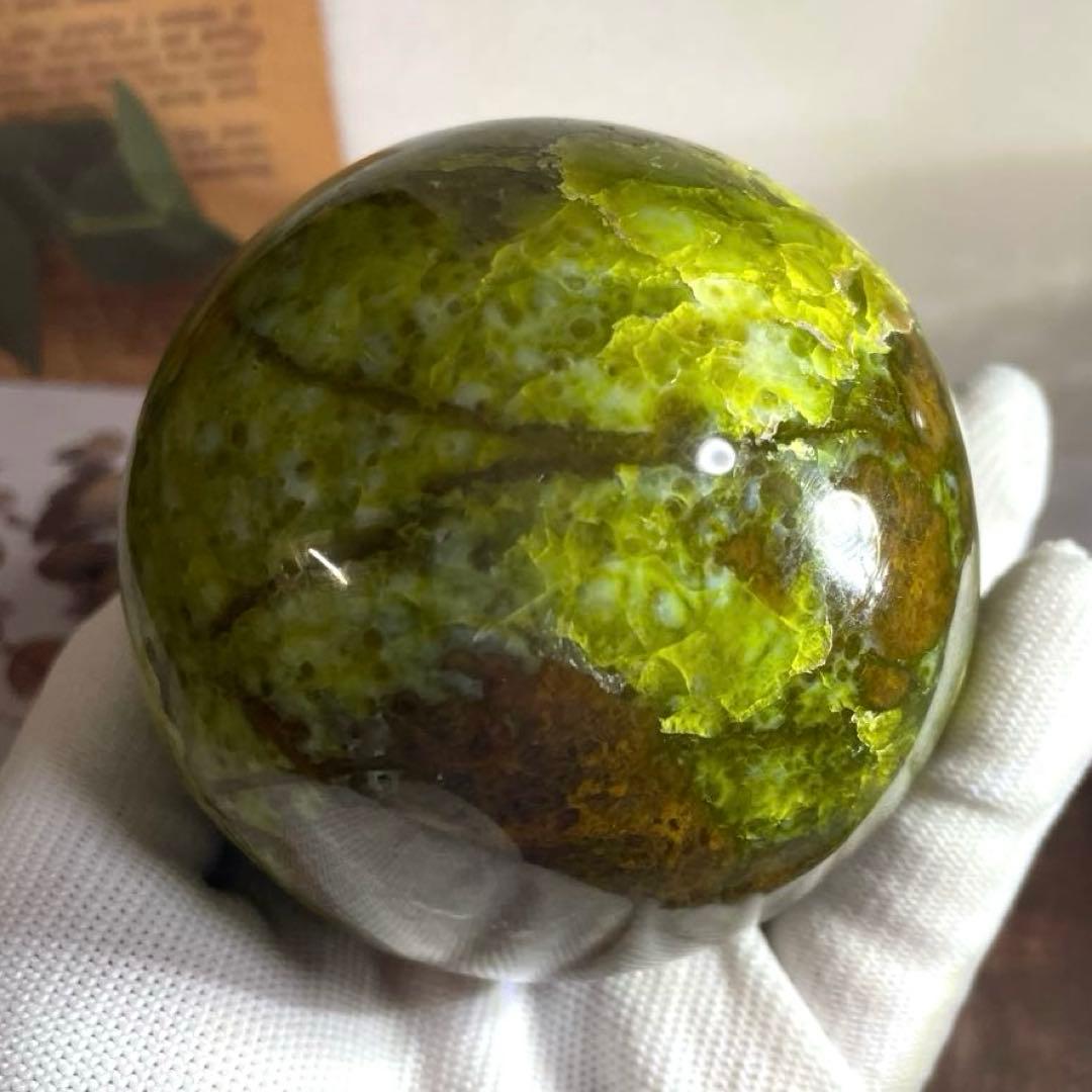 天然石　希少　天然グリーンオパール　　大玉スフィア　78ミリ【台座付き】