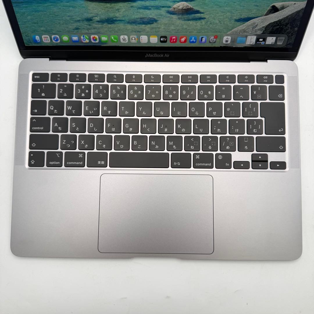 【未使用品に近い】MacBook Air M1/8/256/13.3\"