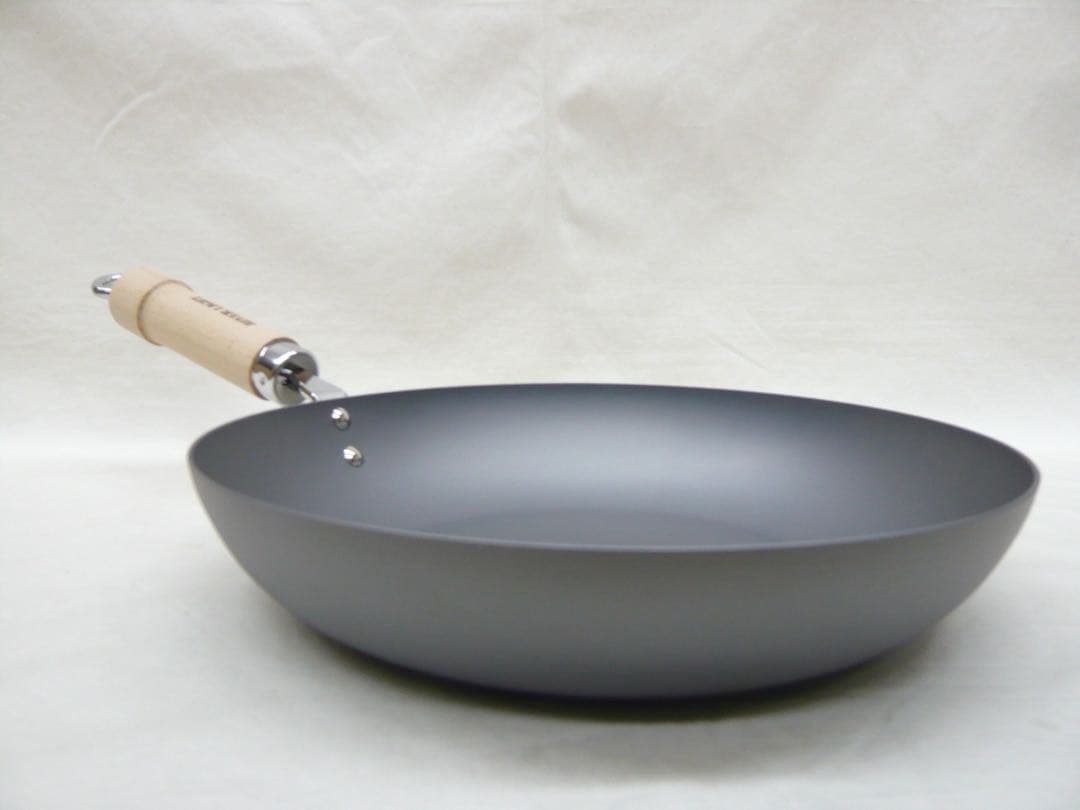 『フライパン 28cm』リバーライト 極JAPAN ガス・IH対応 窒化鉄 日本