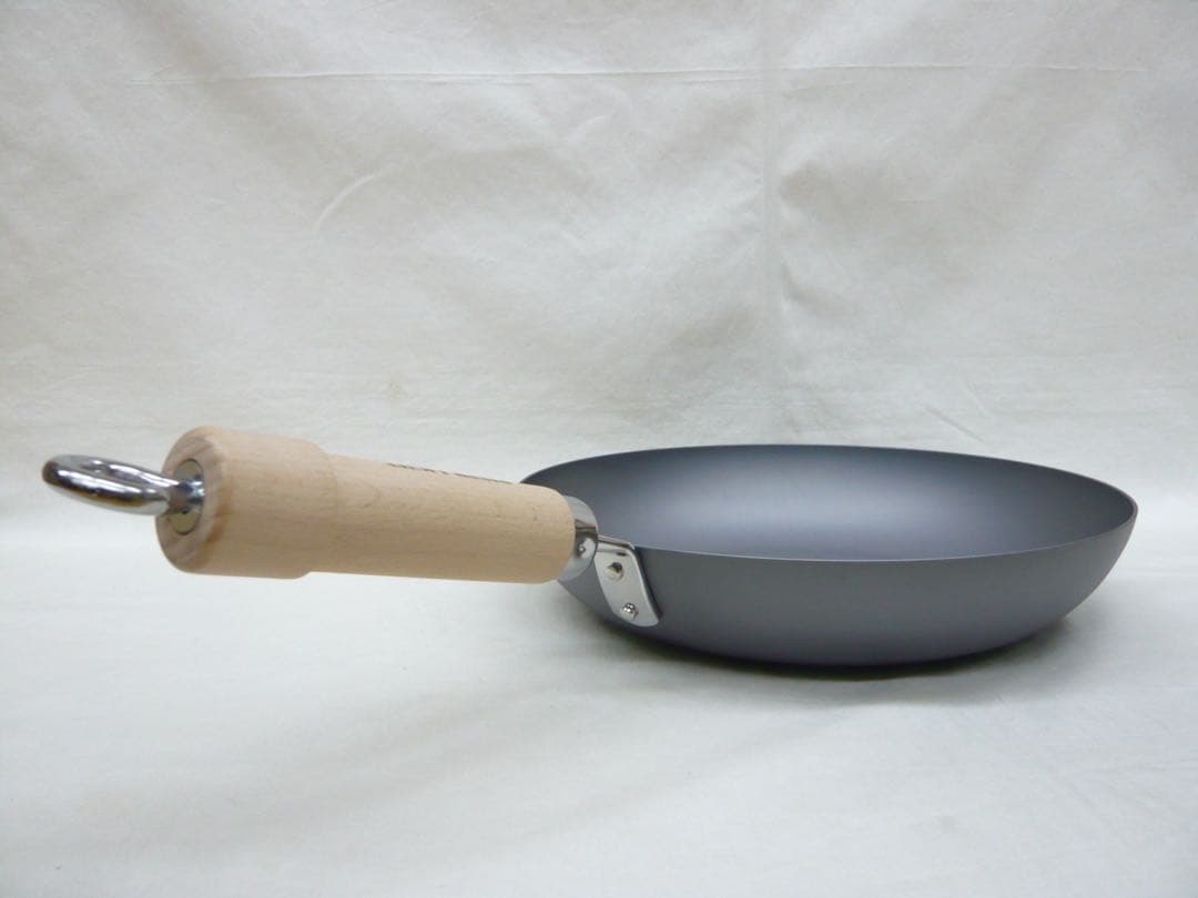 『フライパン 28cm』リバーライト 極JAPAN ガス・IH対応 窒化鉄 日本